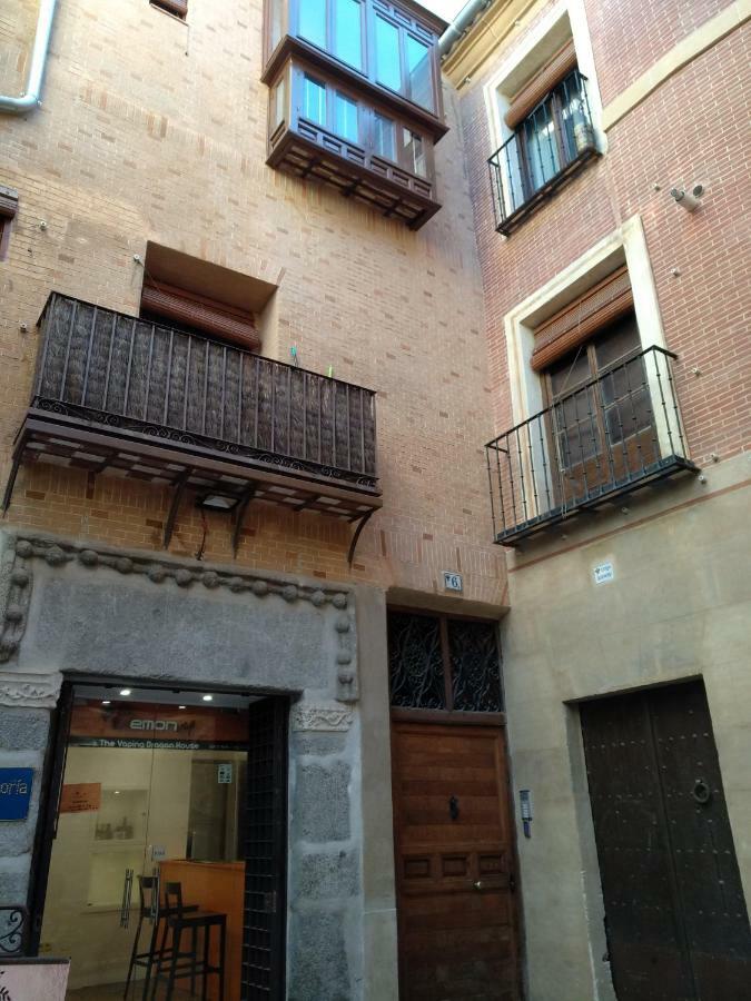 El Patio Del Convento Appartement Toledo Buitenkant foto